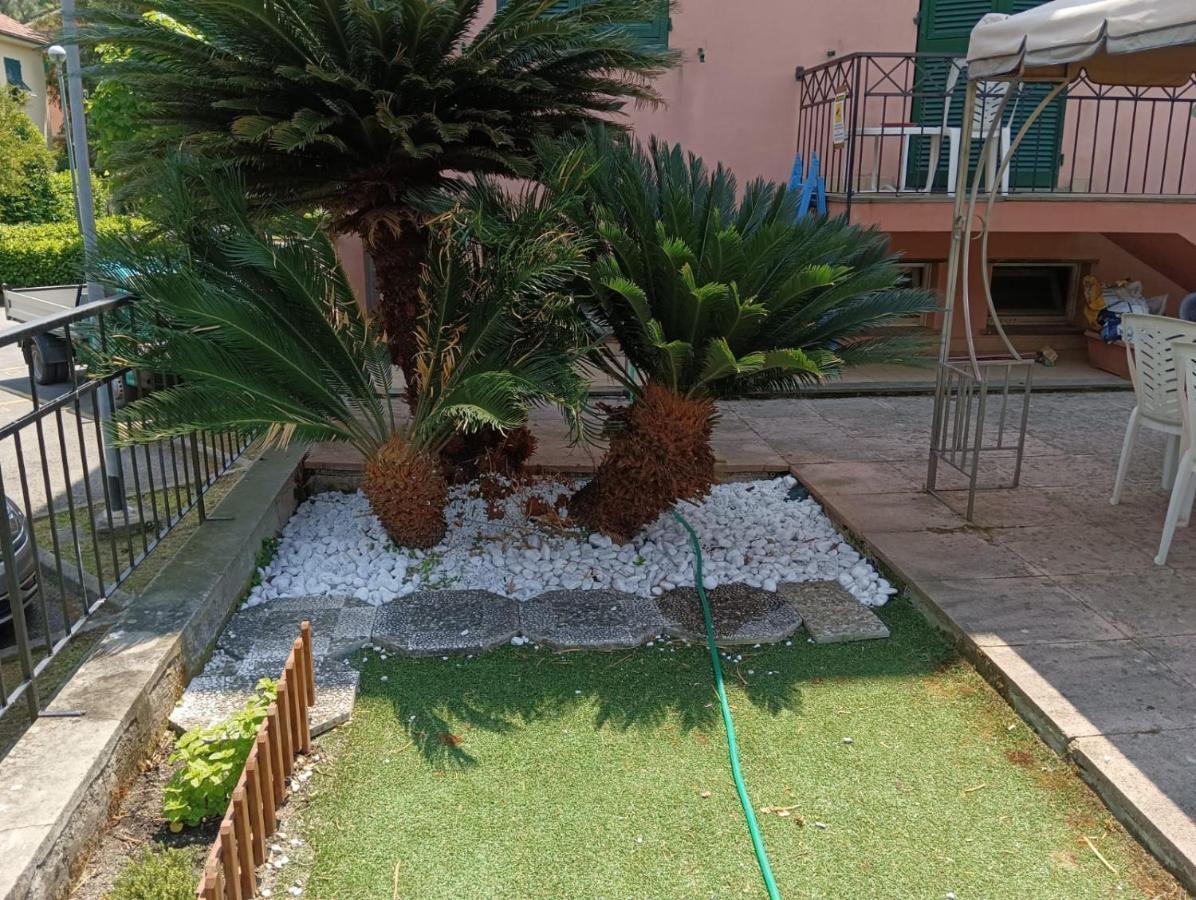 Noemi Apartment 5 Lands Paradise レヴァント エクステリア 写真